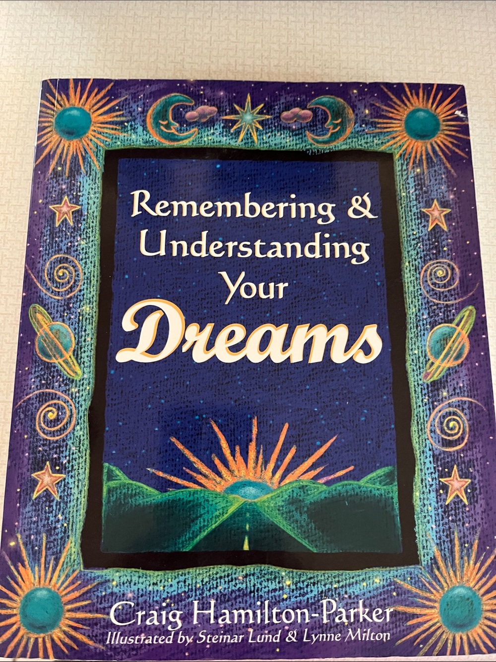 Remembering & Understanding Your Dreams - Purple Illustrated Book